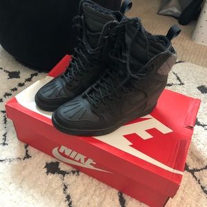 Nike Dunk Sky High SneakerBoot